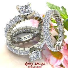 Princess-Cut Diamond Engagement ring - Traditional yet modern!